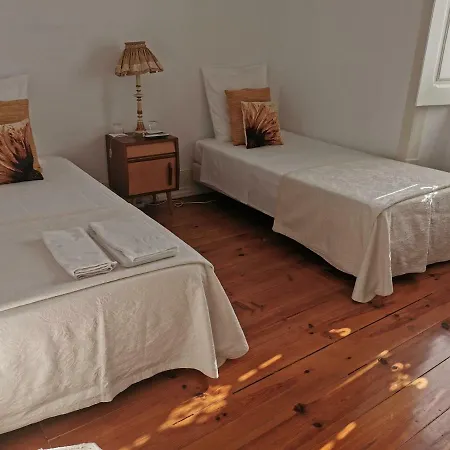 Casa Amarela 3*