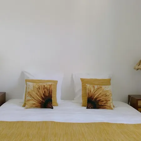 Guest house Casa Amarela