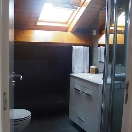 Casa Amarela 3*